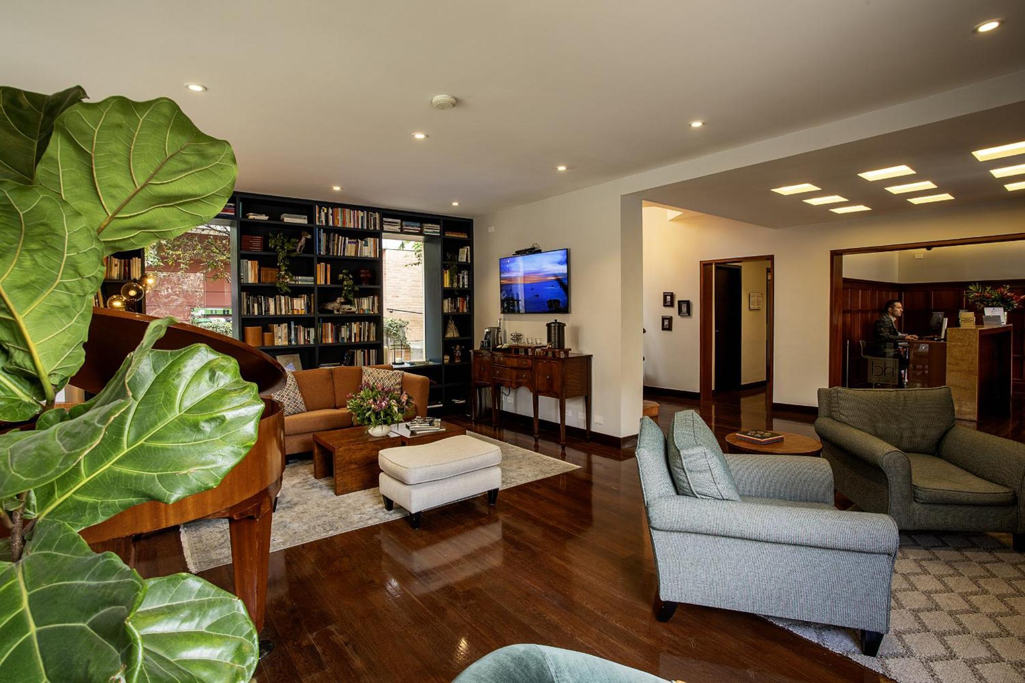 Hotel Bh La Quinta Богота Экстерьер фото